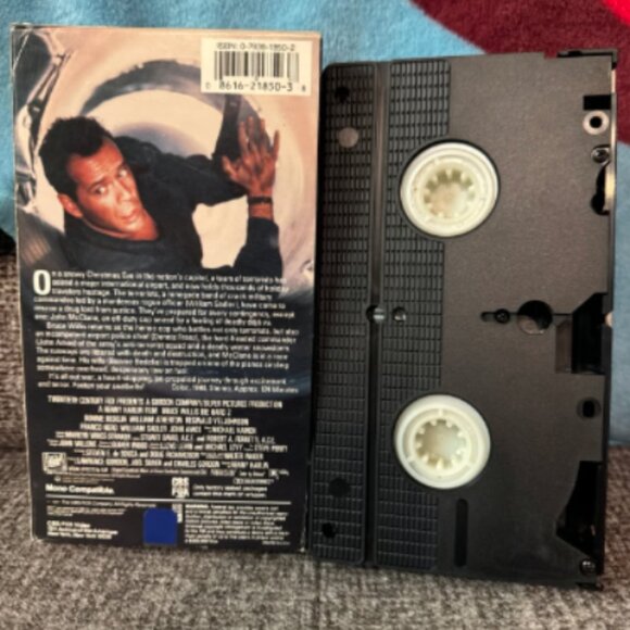 Die Hard 2 Die Harder VHS Bruce Willis 1990s 90s - Picture 2 of 2